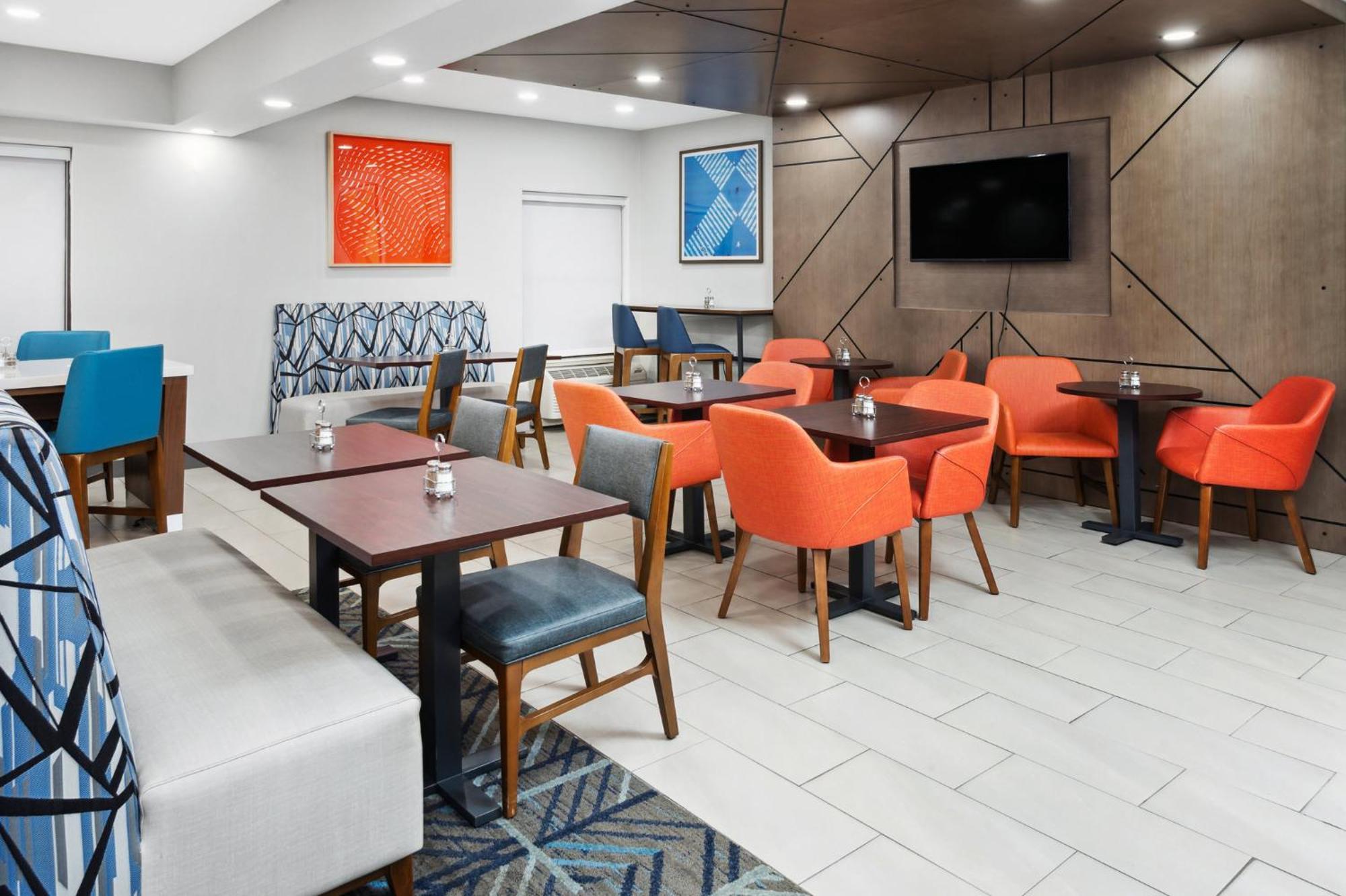 Holiday Inn Express Fremont By Ihg Экстерьер фото